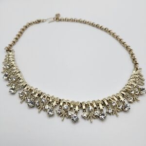 Elegant Gold Necklace with Crystal Accents